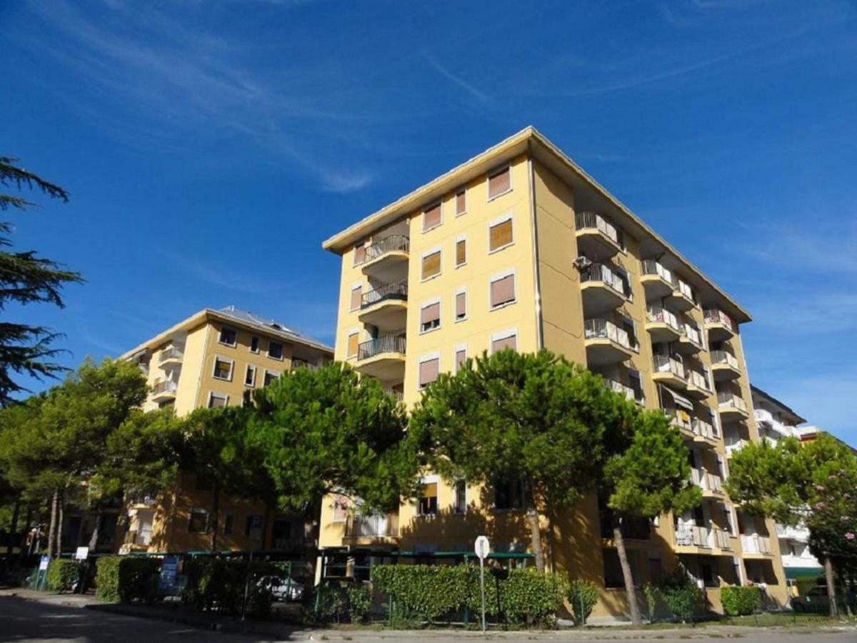 Giuliana - Appartamenti Bibione Exterior foto