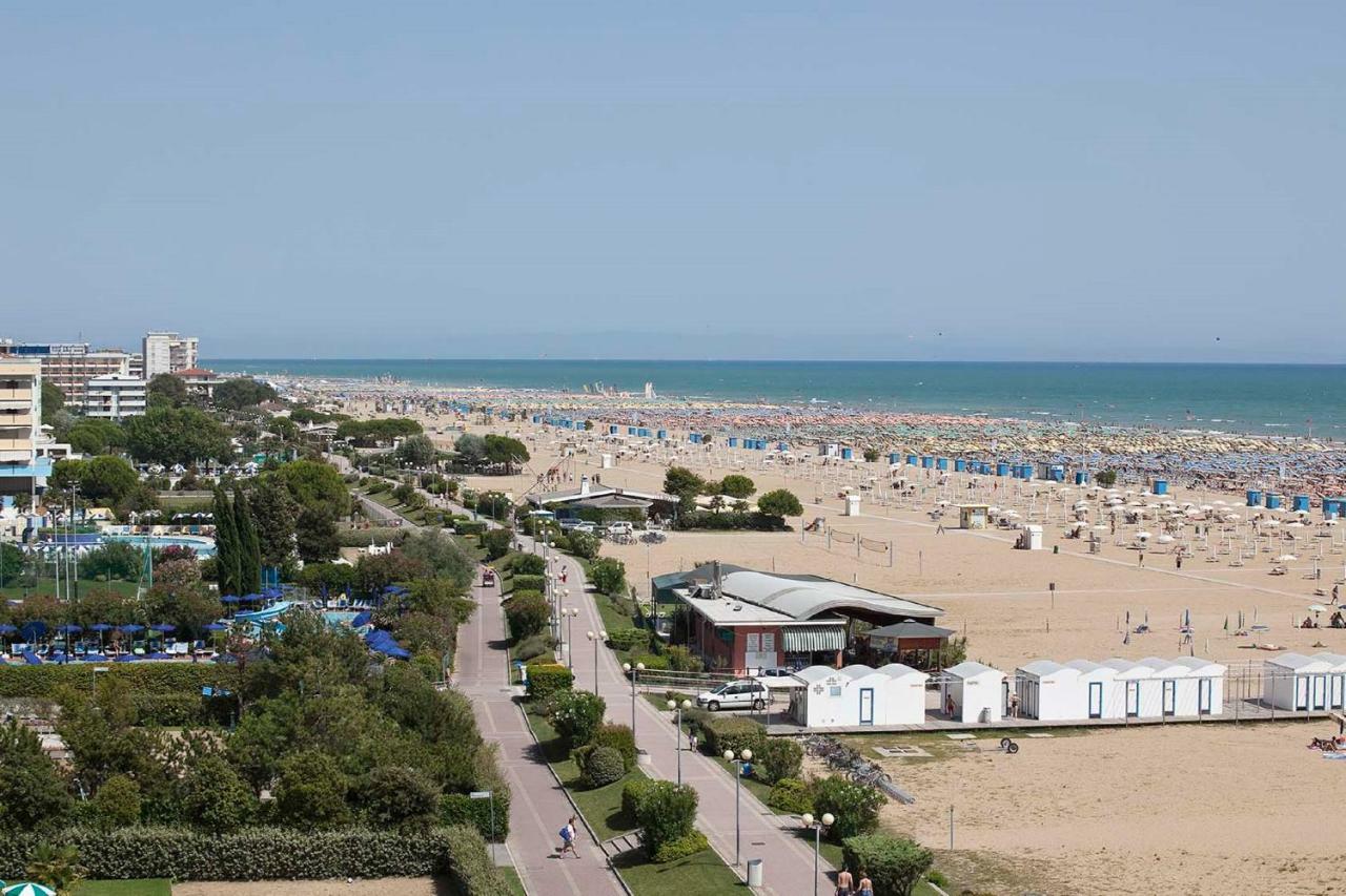 Giuliana - Appartamenti Bibione Exterior foto